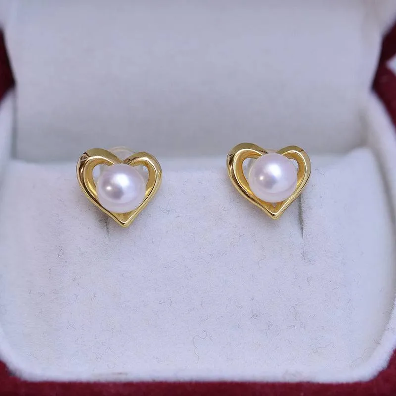 6-7mm Freshwater Pearl Heart Ear Stud Earrings