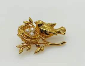 Charming Bird’s Nest with Eggs Pin