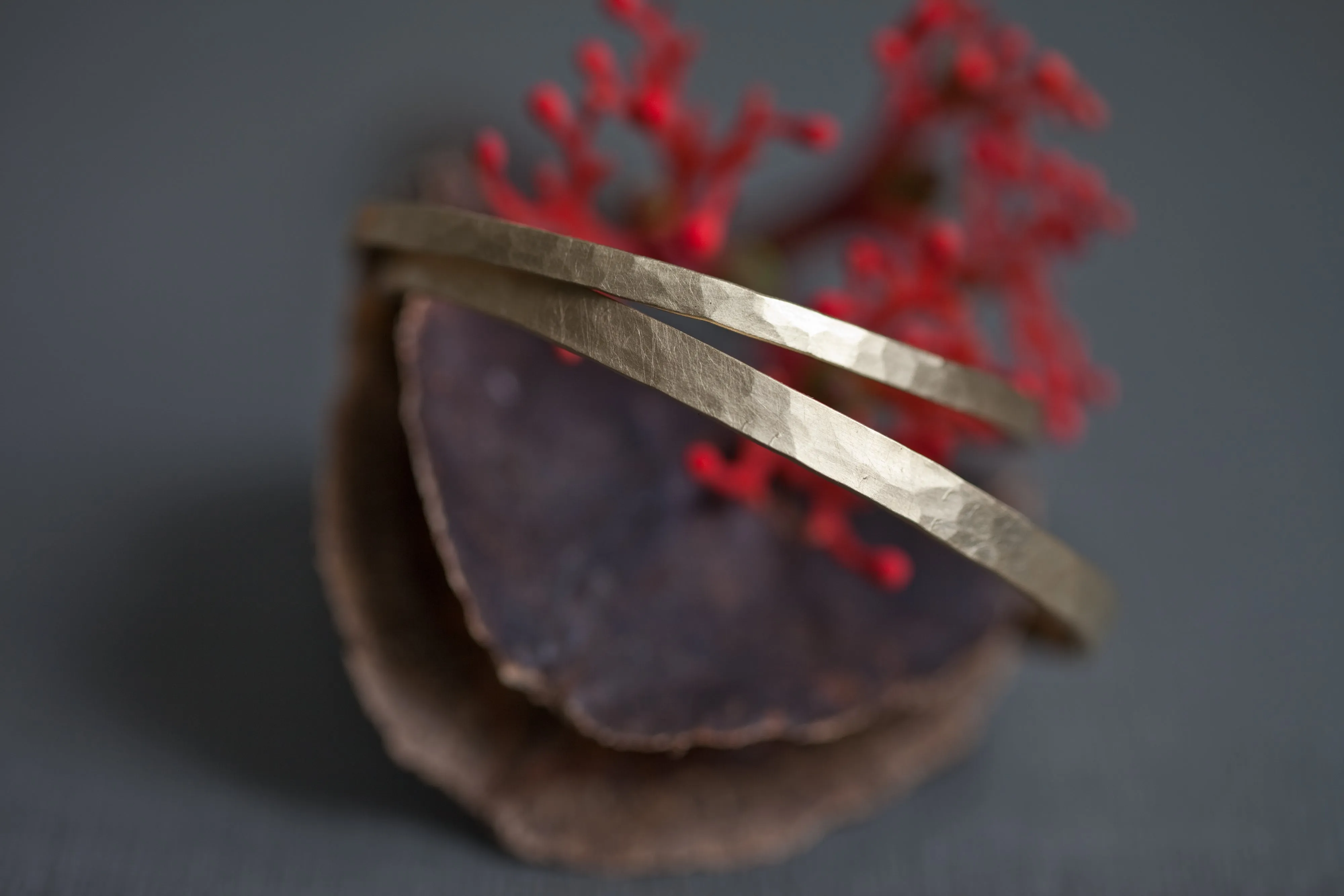 Hammered gold-plated Bangle