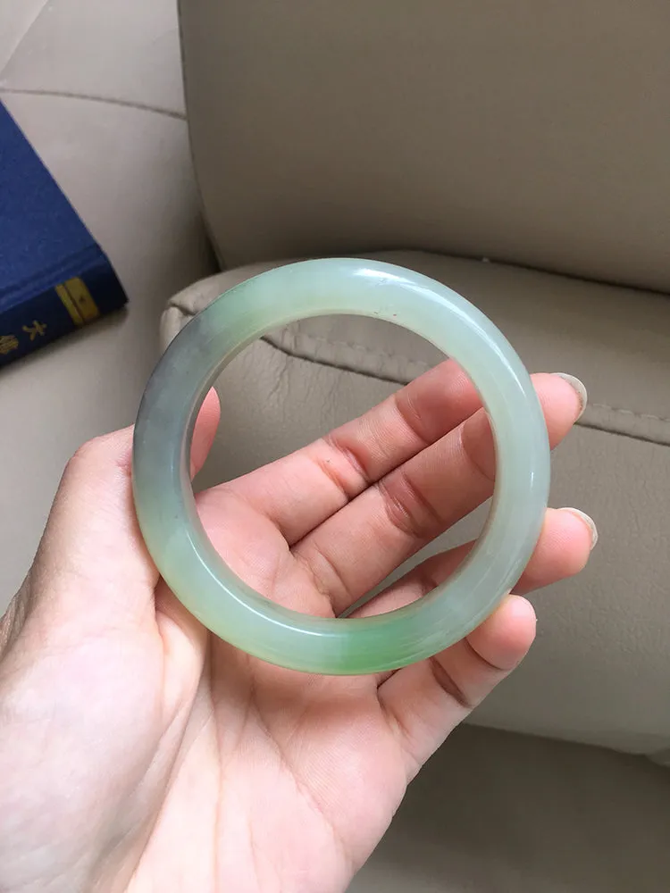 Natural Jade Bangle Nephrite Bangle Internal Diameter 54mm NBE021