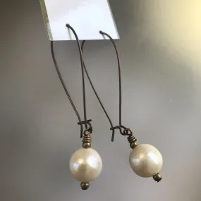 Single pearl earrings